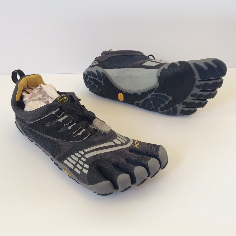NWOT Vibram Mens FiveFingers KMD Sport LS Shoes 42